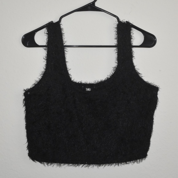Black Faux Fur Crop Top - Picture 1 of 7